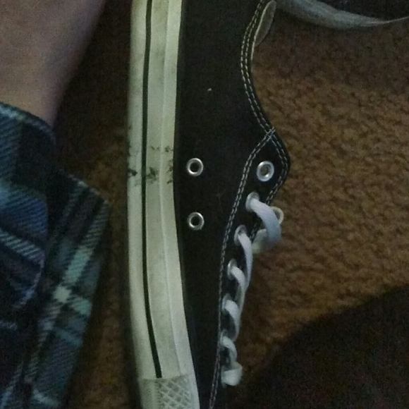 Converse - Picture 2 of 4